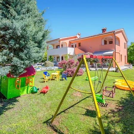 Holiday home In Vrecari With Wi-fi *